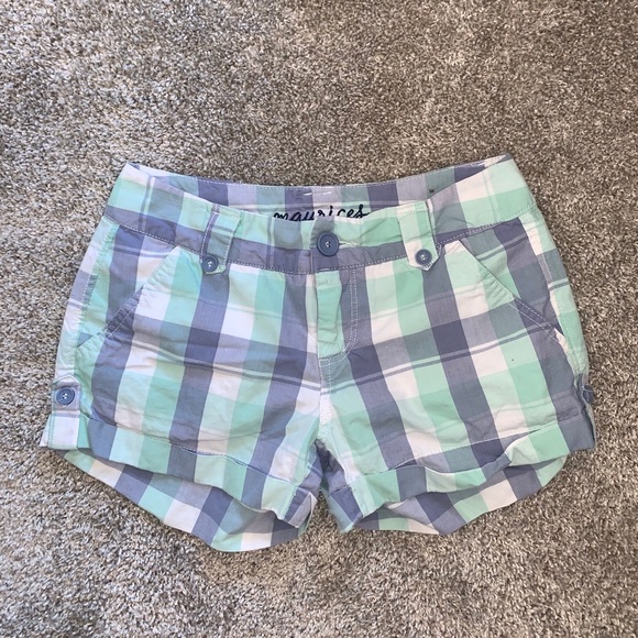 Maurices Plaid Multicolor Buttoned Shorts - Picture 2 of 7